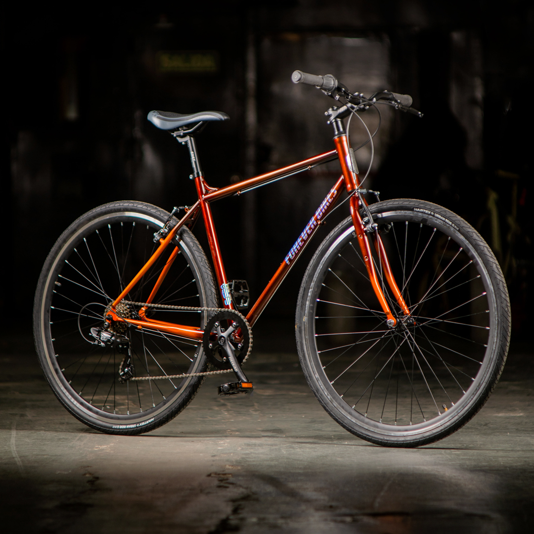 Traveller Naranja Nacar 9 velocidades Shimano Forever Bikes